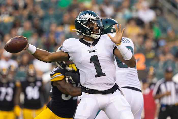 Jalen Hurts readies to throw in Thursday night's preseason game against the Pittsburgh Steelers at Lincoln Financial Field